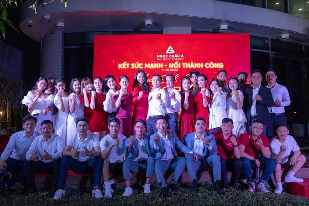 Year End Party 2021:” Kết Sức Mạnh – Nối Thành Công” 22 year-end-party-cua-cong-ty-ngoc-chau-a-dieuhuyenbds-com-ba-mai-bds-com