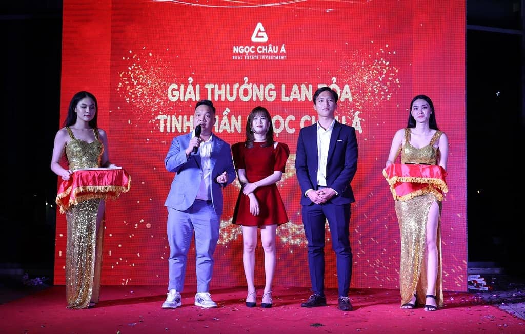 year-end-party-cua-cong-ty-ngoc-chau-a-dieuhuyenbds-com-ba-mai-bds-com11