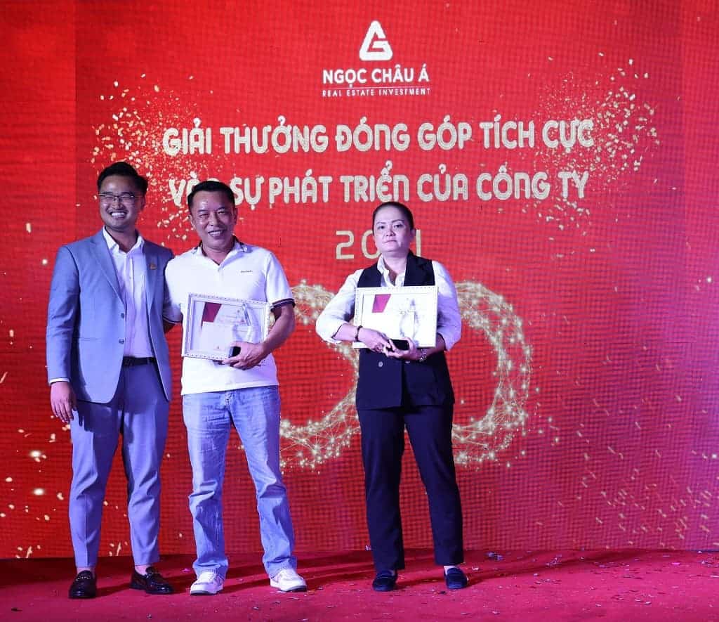 year-end-party-cua-cong-ty-ngoc-chau-a-dieuhuyenbds-com-ba-mai-bds-com12