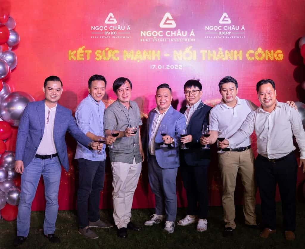 year-end-party-cua-cong-ty-ngoc-chau-a-dieuhuyenbds-com-ba-mai-bds-com2